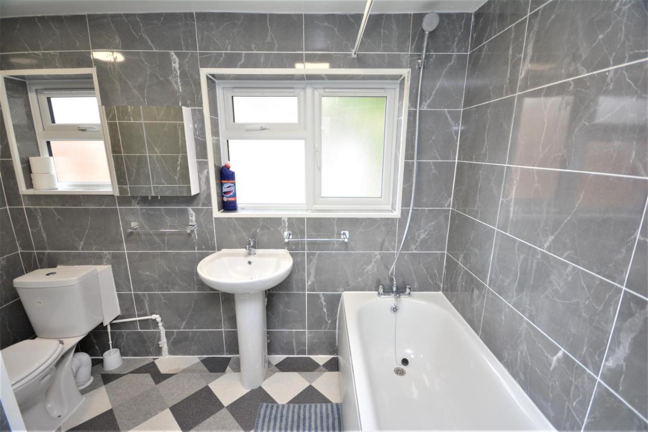 Сasa de vacaciones Cheerful 3 Bedroom In Greater Londres