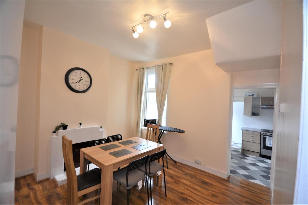 Сasa de vacaciones Cheerful 3 Bedroom In Greater Londres