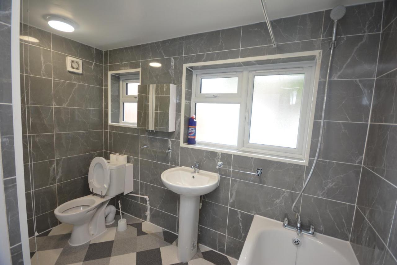 Cheerful 3 Bedroom In Greater Сasa de vacaciones