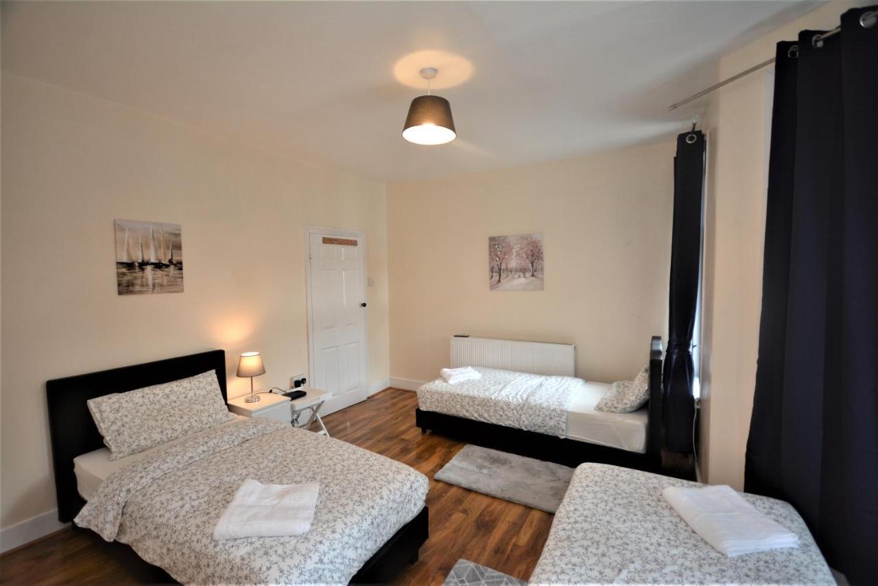 Сasa de vacaciones Cheerful 3 Bedroom In Greater